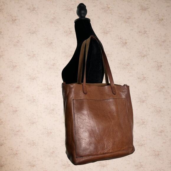 Madewell Handbags - Madewell The Medium Transport Leather Tote English Saddle Bag